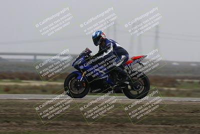 media/Nov-29-2025-TrackDaz (Sat) [[10ae2d9bce]]/B Group/Session 4 (Wheelie Bump)/